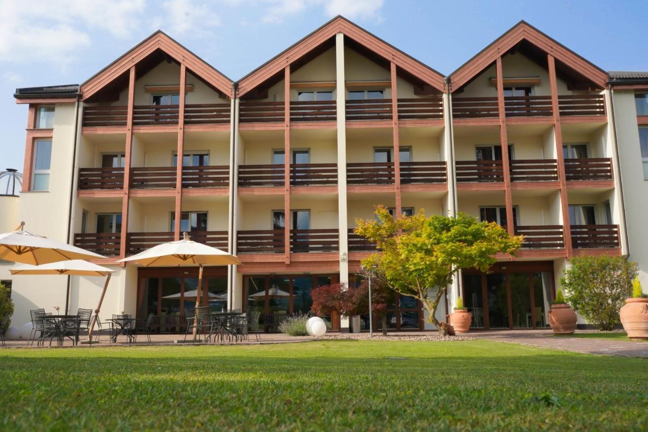 Al Ponte Garni Pergine Valsugana Exterior foto
