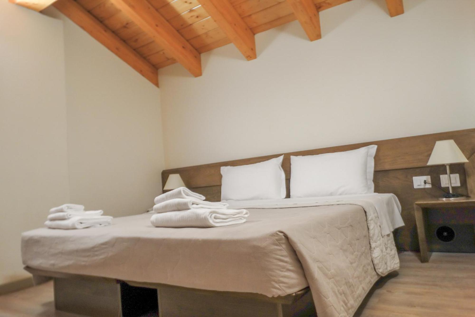 Al Ponte Garni Pergine Valsugana Quarto foto